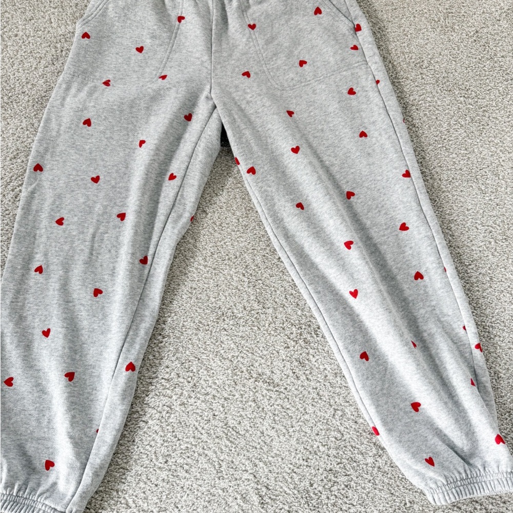 Colsie Gray Joggers with Red Heart Print